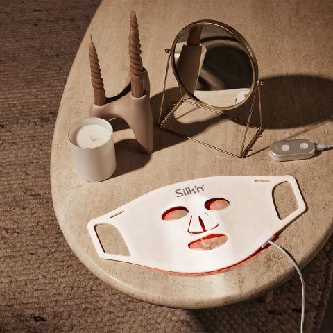 Silk'n LED Face Mask 100 – LED face mask – Improve your skin with LED light technology