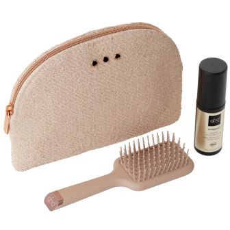 ghd Styling Set Cashmere met beige toilettas, haarborstel en flacon thermoprotectiespray